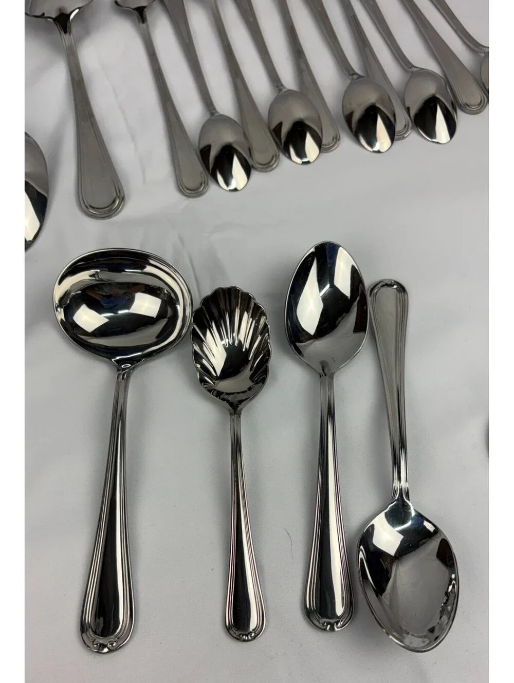 Reed & Barton Stainless Steel Lot of 47pcs Assorted Silverware With Box